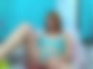 Live cam show with tskatalina - Black Hair on Camming Site