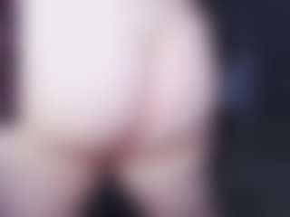 looking4love6969's Live Sex Cam Show