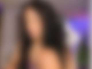 Live cam show with Violet - Spank on livesuperchat.net