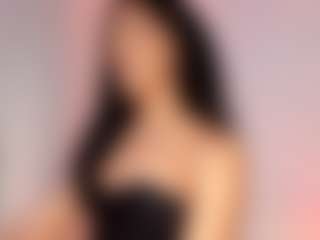 Live cam show with Violet - Black Hair on madthumbs