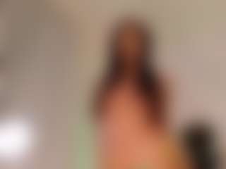 Spettacolo in cam dal vivo con Violet - Bdsm su Camsoda