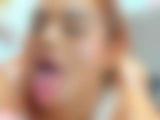 AnahiRoberts's Live Sex Cam Show