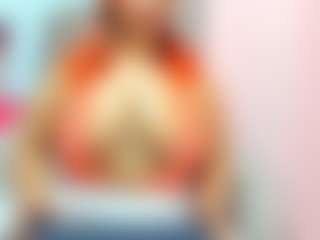 Live cam show with AnahiRoberts - Strip Red Hair on Gym Cam Girls