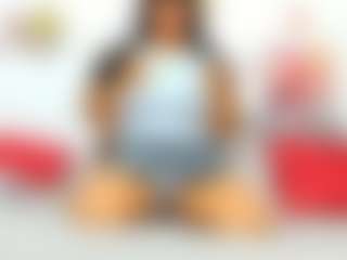 AnahiRoberts MILF webcam performer live streaming
