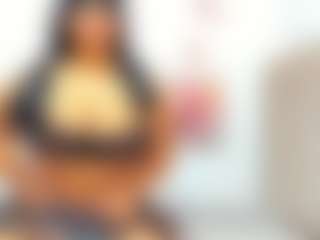 Live cam show with AnahiRoberts - Lingerie on Camsoda
