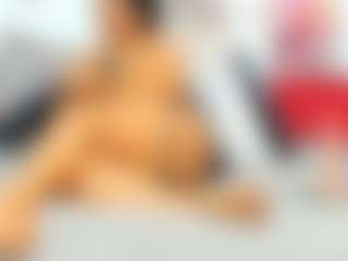 AnahiRoberts MILF webcam performer live streaming