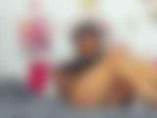 AnahiRoberts's Live Sex Cam Show