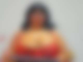 AnahiRoberts MILF webcam performer live streaming