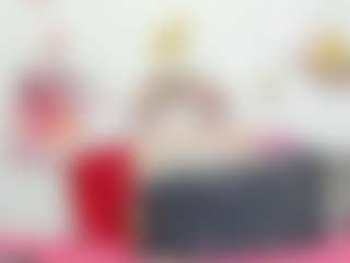 AnahiRoberts MILF webcam performer live streaming