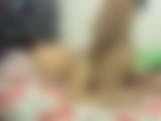 Live cam show with patyashley - Lesbian on AdultVida.com