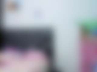 Live cam show with patyashley - Facial Piercings on SmokeAndPoke