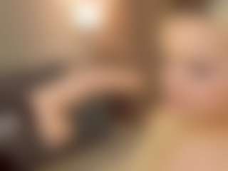 Live cam show with Liza - Blonde Hair on Ass Tok