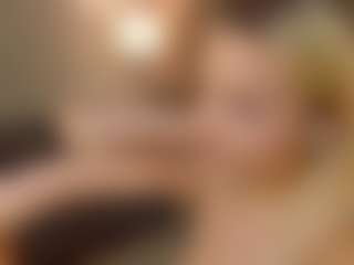 Live cam show with Liza - Blowjob on Sweet Sext