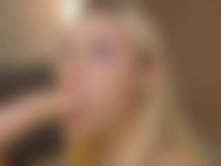 Live cam show with Liza - Average on xfollow cams