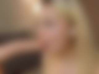 Live cam show with Liza - Spank on iamadamtest123.com