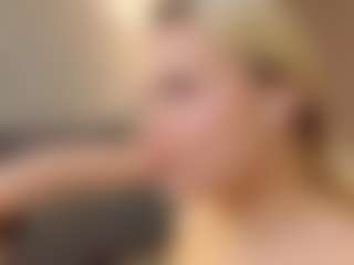 Live cam show with Liza - Blonde Hair on galaxygirlnitro.com