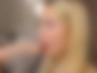 Live cam show with Liza - Handjob on Instabang