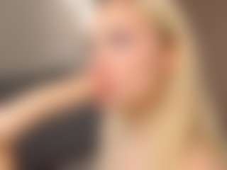 Live cam show with Liza - Blonde Hair on Cam Slut