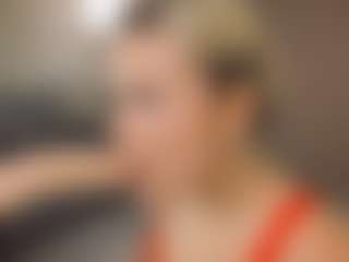 Live cam show with Liza - Petite on CamSodaAdn