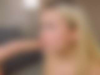 Live cam show with Liza - Facial on Camsoda