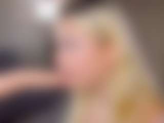 Live cam show with Liza - Big Ass on Chatstar