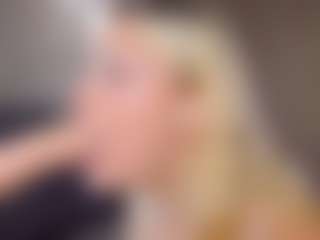 Live cam show with Liza - Teen (18+) on Dare Cams