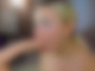 Live cam show with Liza - Blonde Hair Amateur on liverealitysex.com