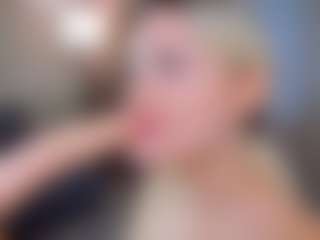 Live cam show with Liza - Blonde Hair Dildo on nudelive.tv