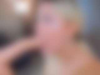 Live cam show with Liza - White Blonde Hair on Uber Horny | united states