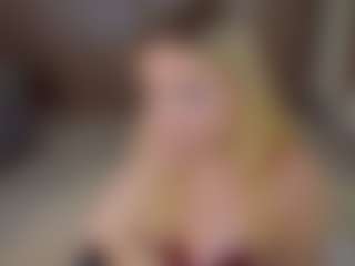 Live cam show with Liza - Average on hrnylive.com