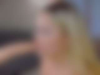 Live cam show with Liza - Normal on fuklive.com