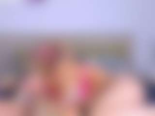 Live cam show with Annie and Andrew - Pornstar Public on alttransgirls