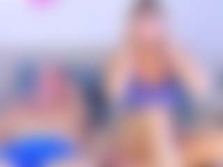 Live cam show with Annie and Andrew - Cowgirl on CamClone