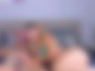 Live cam show with Annie and Andrew - Sexy on Camsoda
