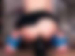 VittaHotAsss MILF webcam performer live streaming