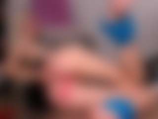 Live cam show with VittaHotAsss - Blue Eyes on Livezox