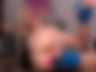 Live cam show with VittaHotAsss - Petite MILF on SinfulBabes