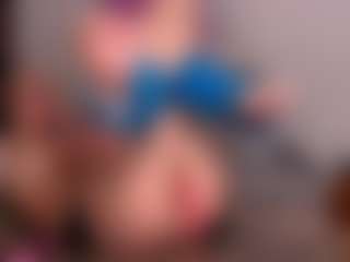 Live cam show with VittaHotAsss - Spank Blonde Hair on Soda Cam
