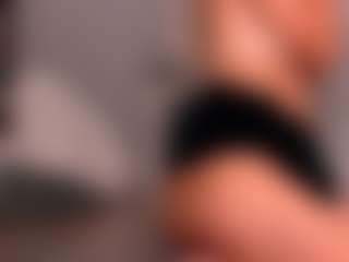 Live cam show with VittaHotAsss - Squirt Toys on hrnylive.com