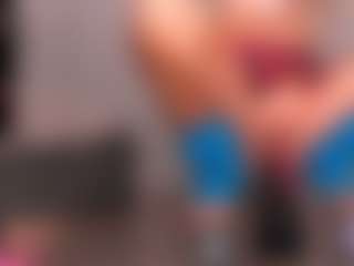 Live cam show with VittaHotAsss - Average on CamClone