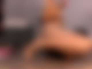 Live cam show with VittaHotAsss - Fingers on x69.live