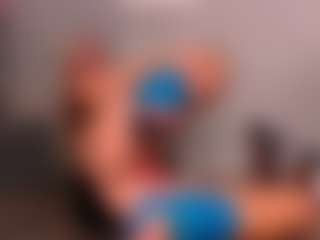 Live cam show with VittaHotAsss - Foot Fetish on AdultVida.com