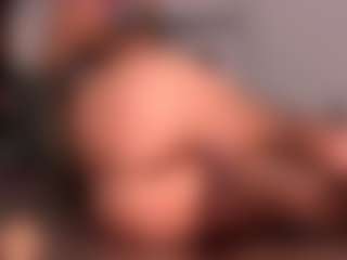 Live cam show with VittaHotAsss - Petite on Milfs Live