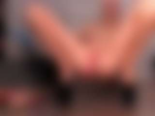 VittaHotAsss's Live Sex Cam Show