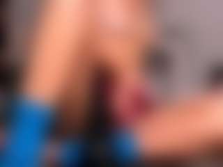 Live cam show with VittaHotAsss - Gamer MILF on crypto-cams