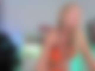 Live cam show with Angeldammilf - Ass Clapping on justonemore.cc