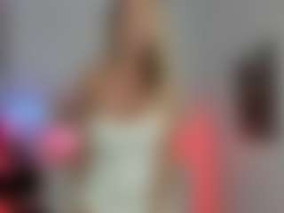 Live cam show with Angeldammilf - Sexwebcam Blonde Hair on Cam Slut