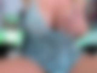 Live cam show with Angeldammilf - Lingerie on Cam Slut