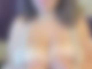bigt3ti's Live Sex Cam Show