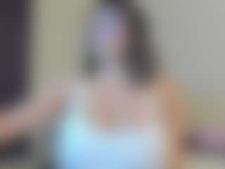 bigt3ti's Live Sex Cam Show